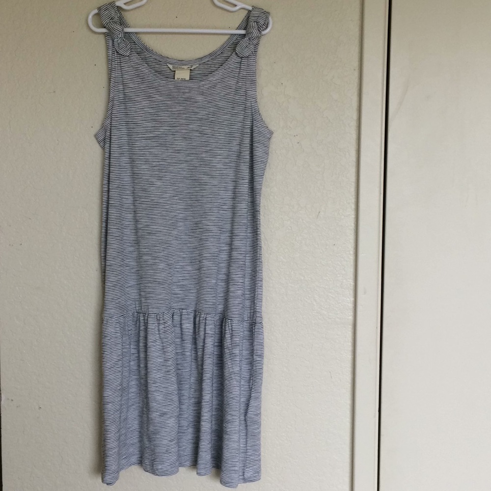 NWOT H&M girls dress with bows size 8-10